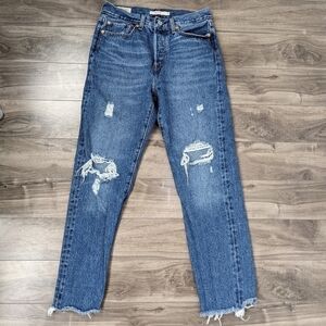 Levi’s Jeans Wedgie Straight Leg Distressed High Rise